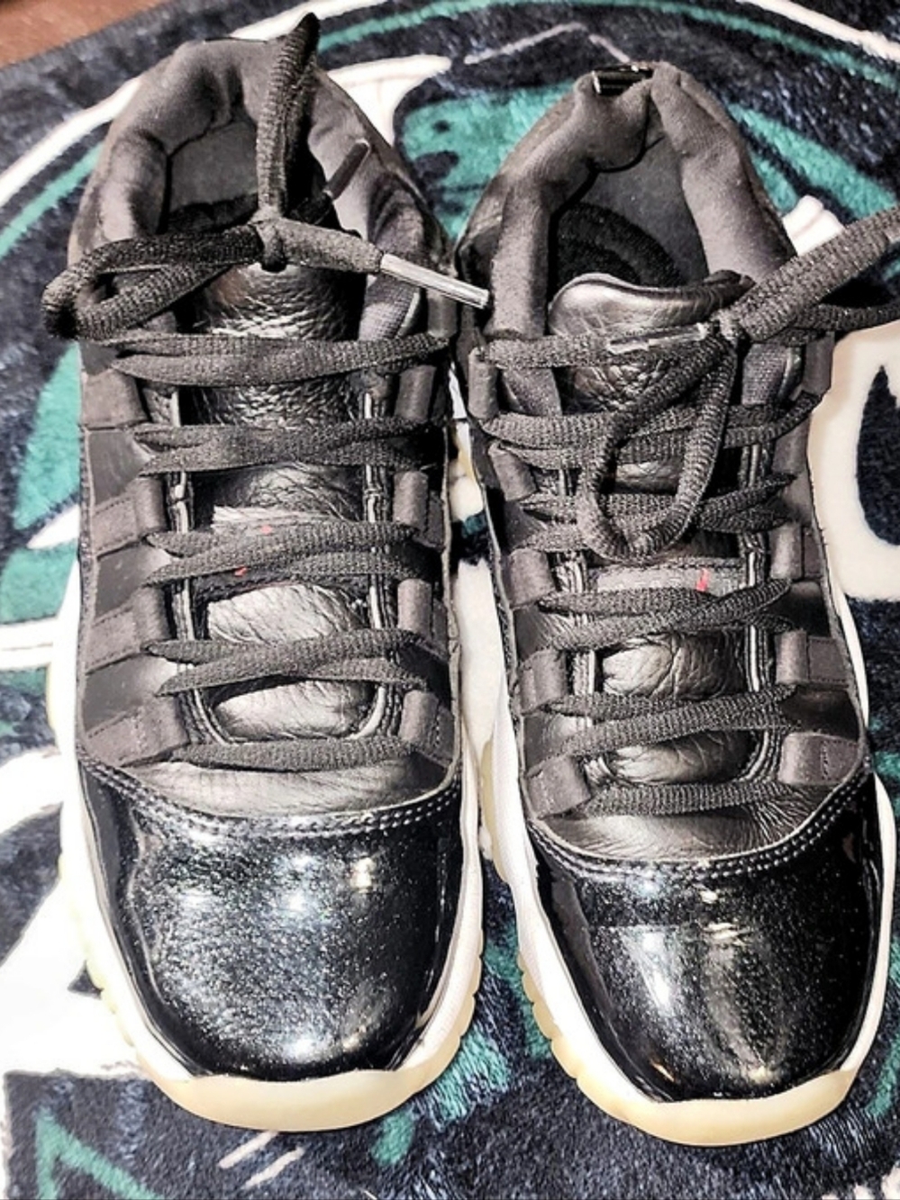 Jordan Retro 11 "72-10" US 4.5Y